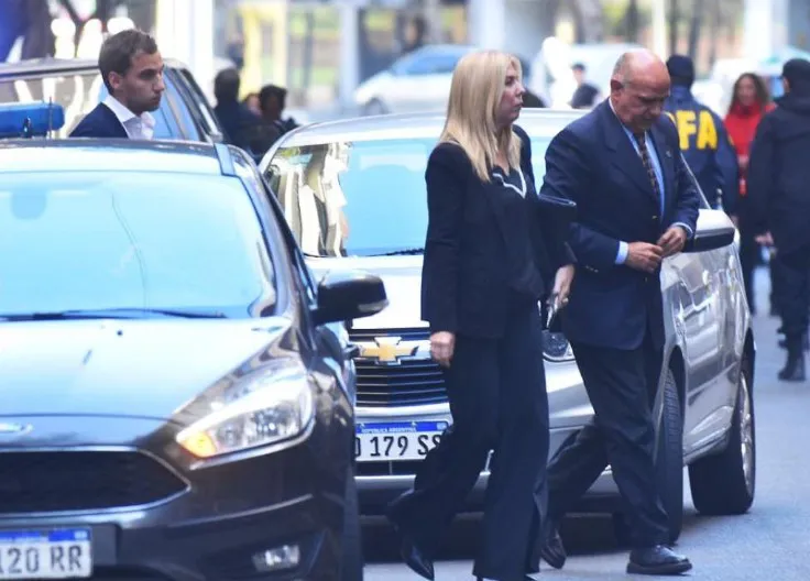 Carlos Rivolo junto a la jueza Capuchetti