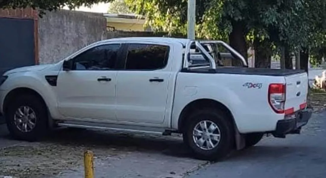 La camioneta del policia asesinado