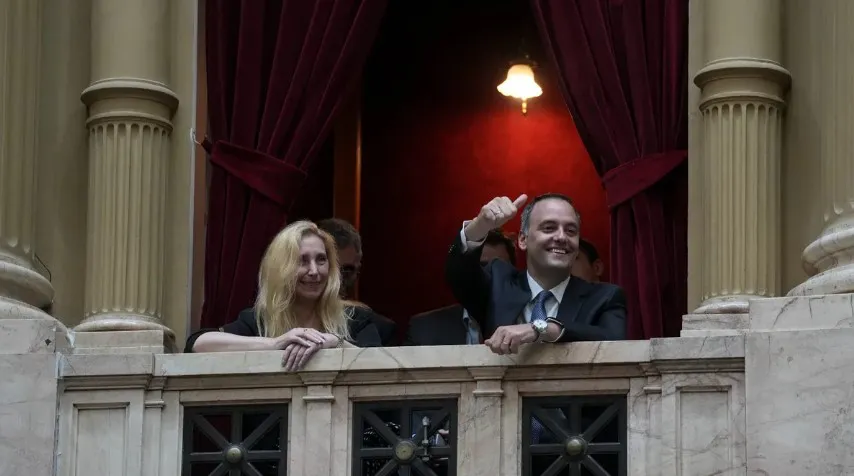 Karina Milei junto a Manuel Adorni