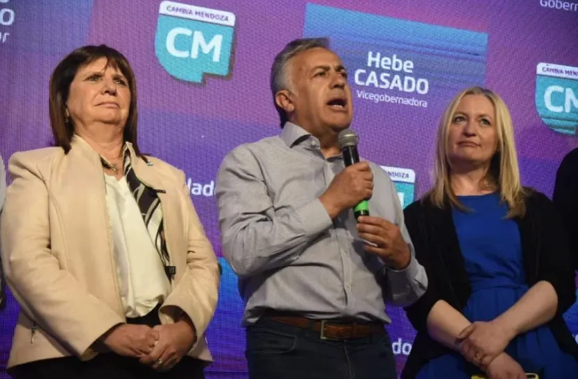 Alfredo Cornejo junto a Patricia Bullrich