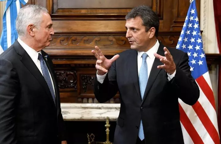 Sergio Massa negocia con el FMI